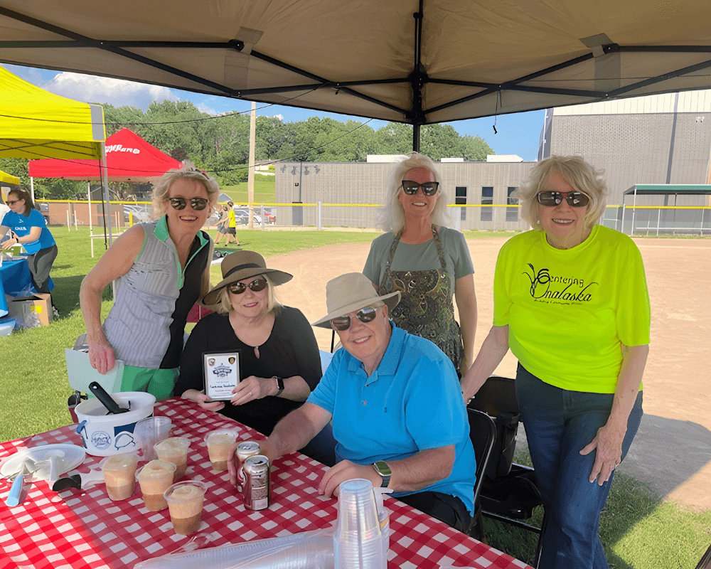 Group of volunteers from Centering onalaska at National Night Out