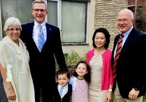 Elliot fund group photo